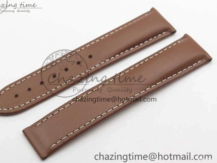 0126 AllSeason Speedmaster ’57 Co-Axial OMF 1:1 Best Edition White Dial Blue Markers A9300 (Free Leather Strap) 8132